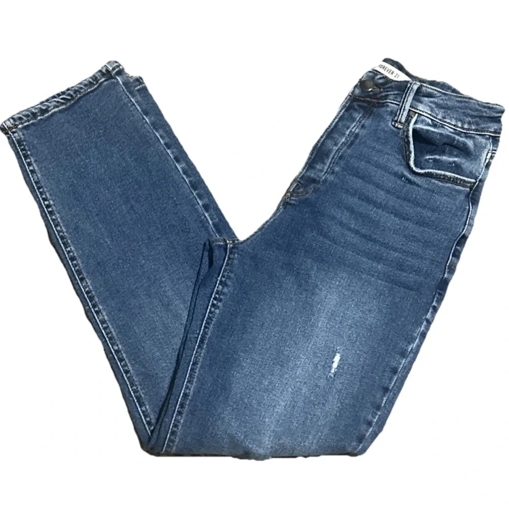 Forever 21 Womens Size 27 Distressed Straight Jeans High Rise Casual Comfort